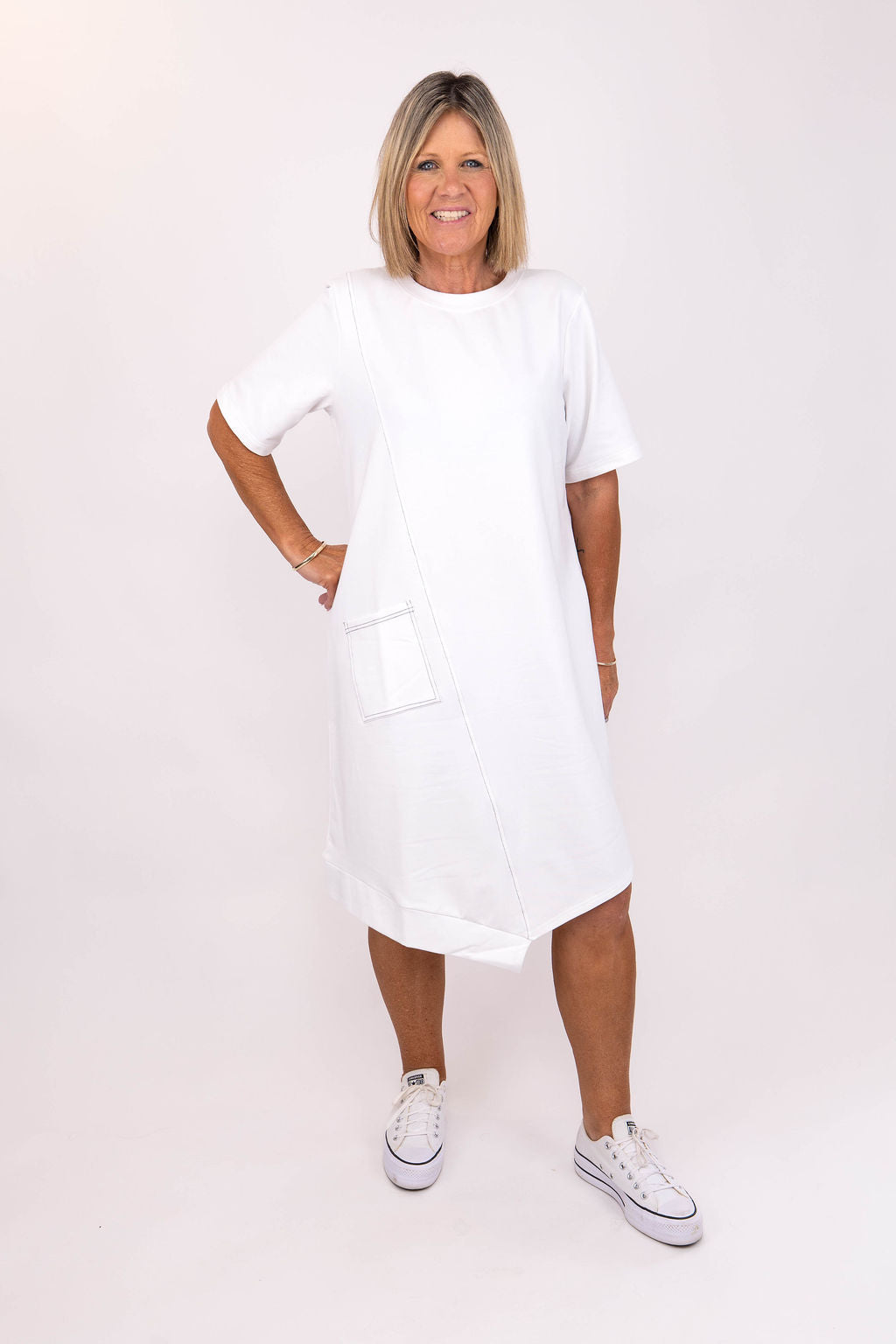 WYOMING TEE DRESS WHITE – Brooklyn Blak