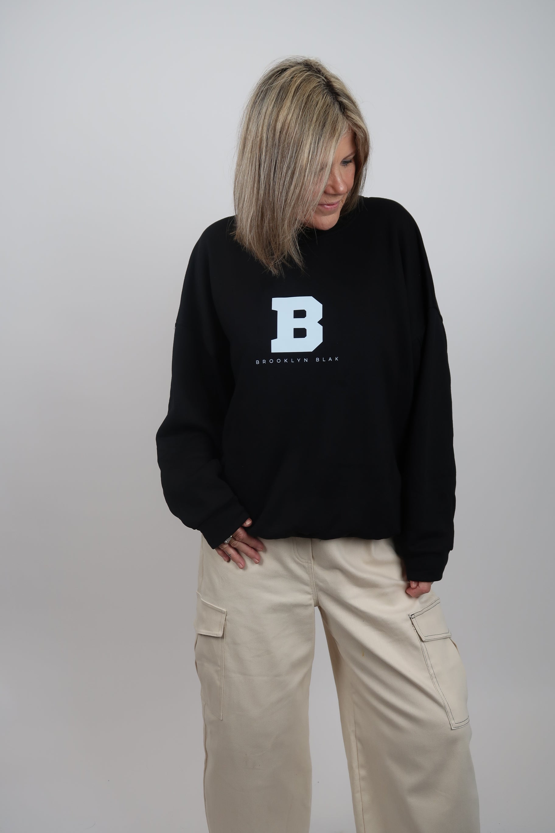 OVERSIZED SWEAT BLACK