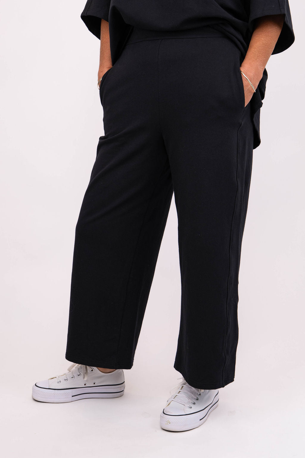 LOUNGE PANT BLACK – Brooklyn Blak
