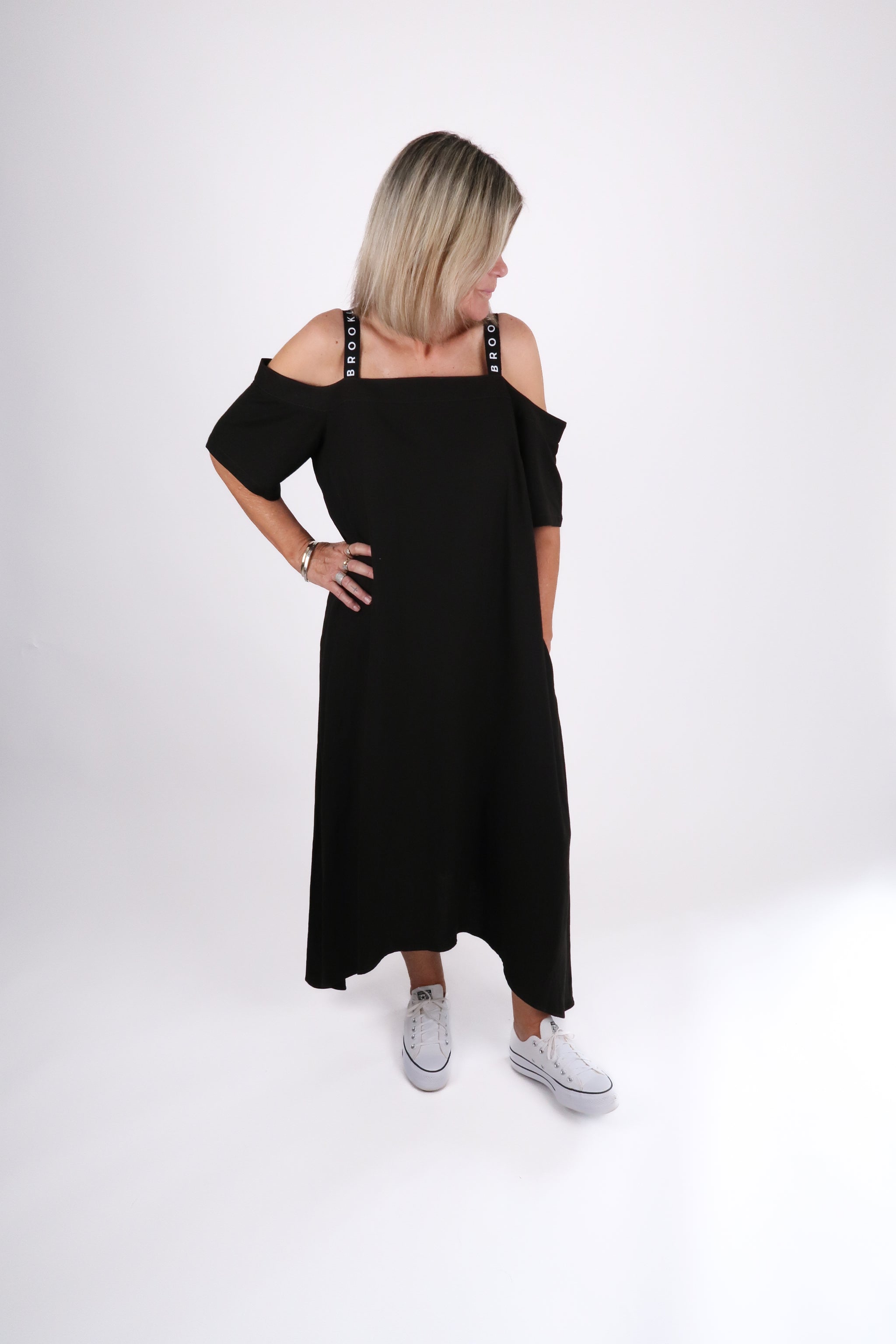 BOLT DRESS BLACK