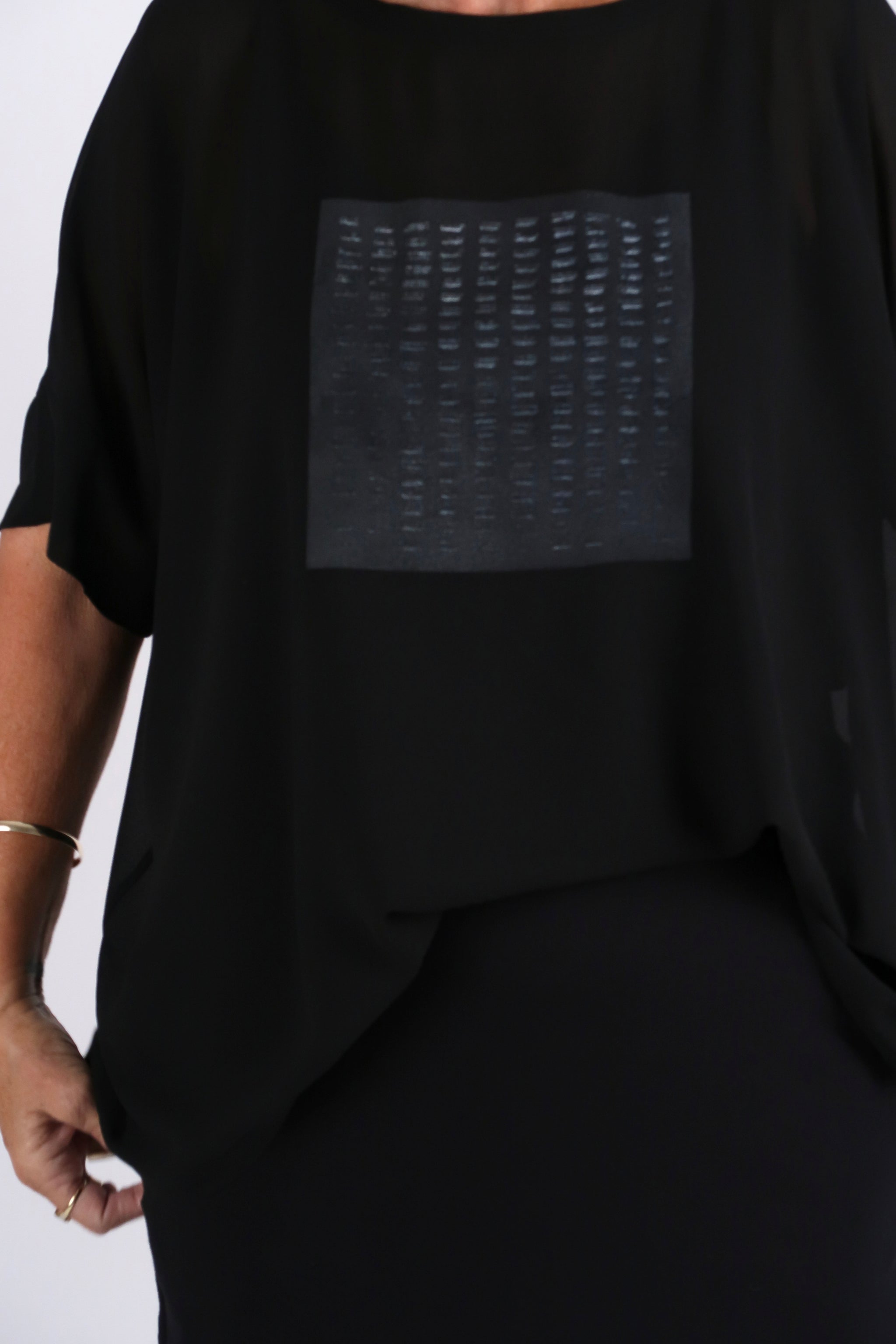 CHICAGO TOP BLACK DOTS