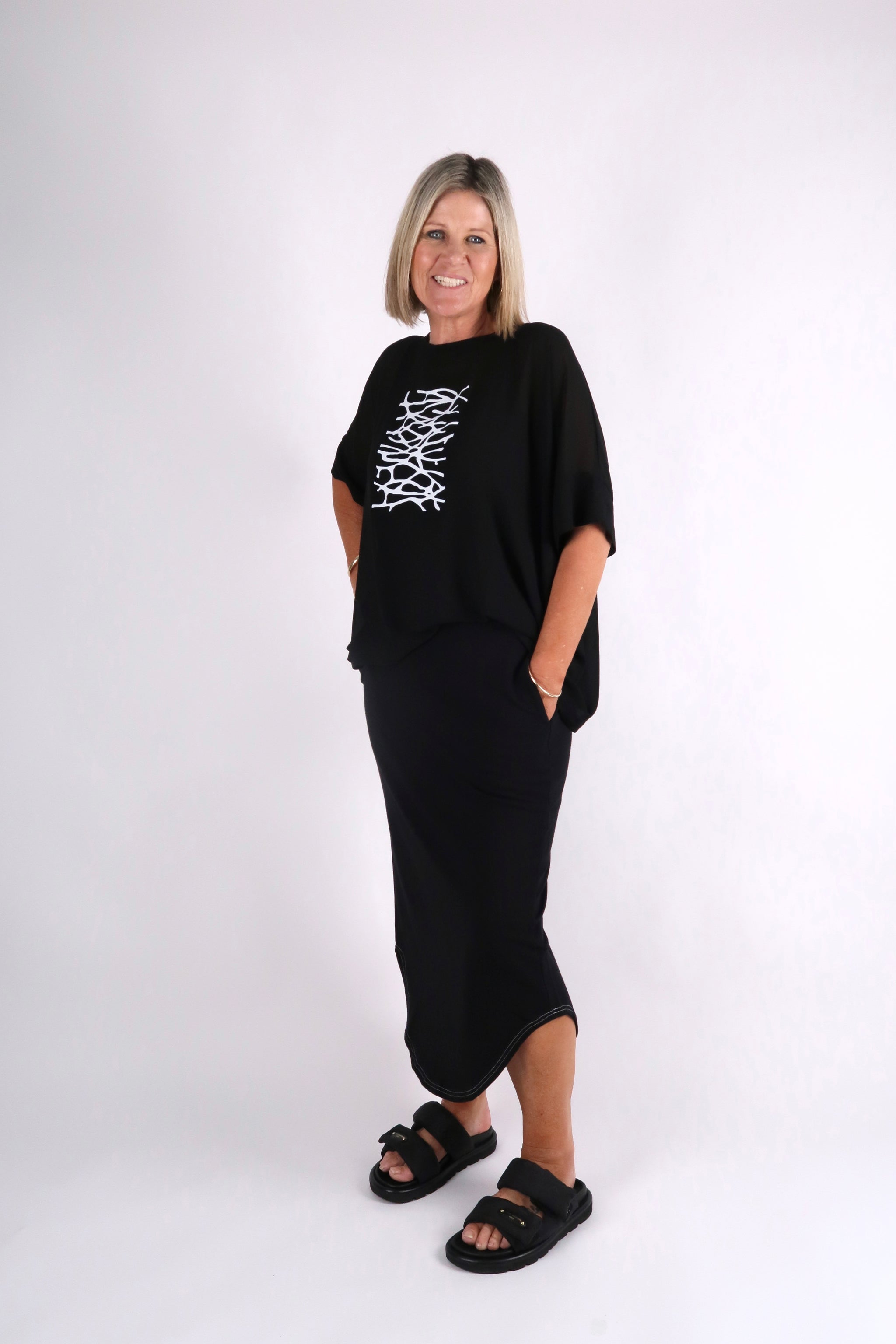 CHICAGO TOP BLACK BARBWIRE