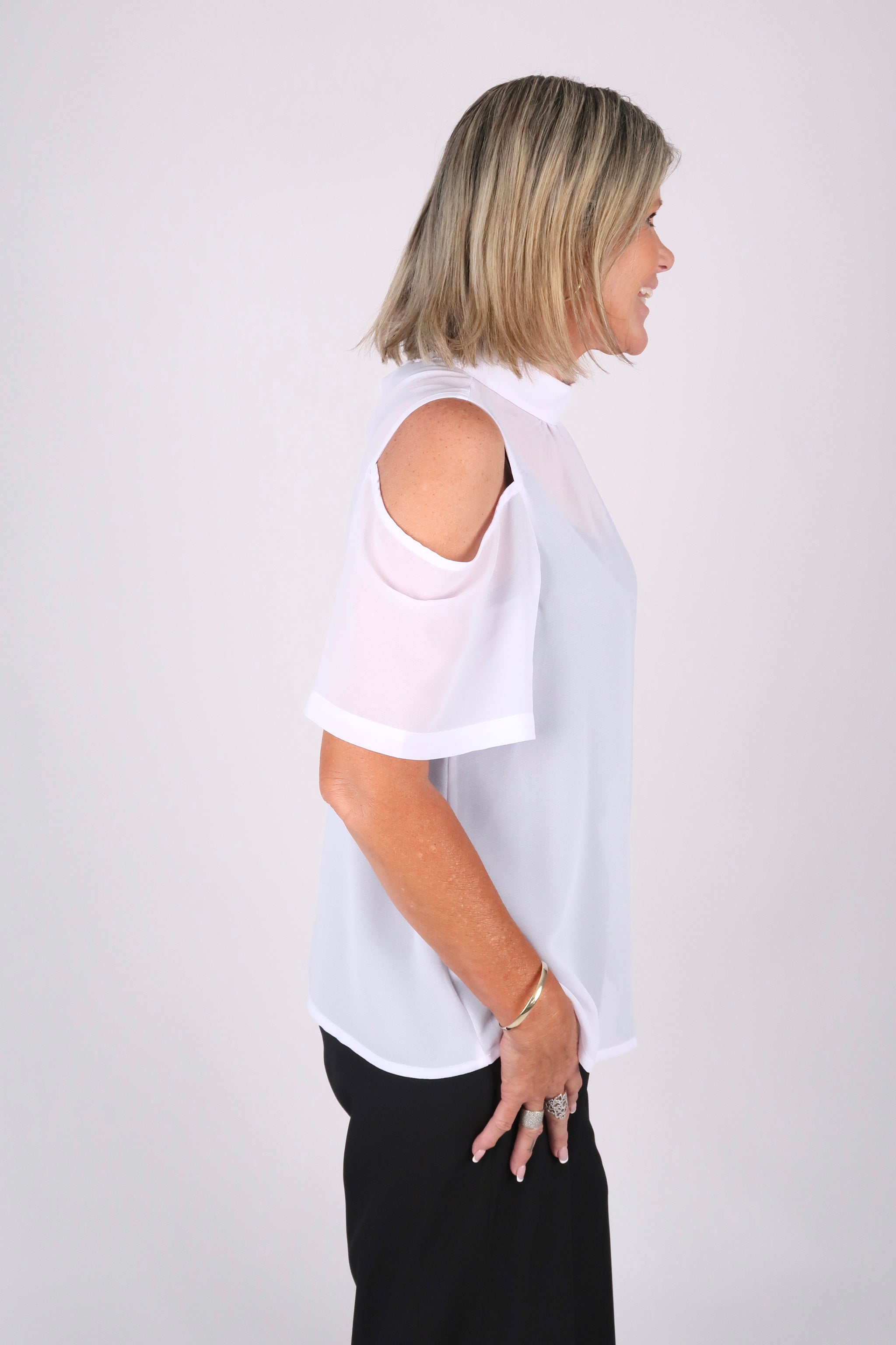 SARA CHIFFON TOP WHITE