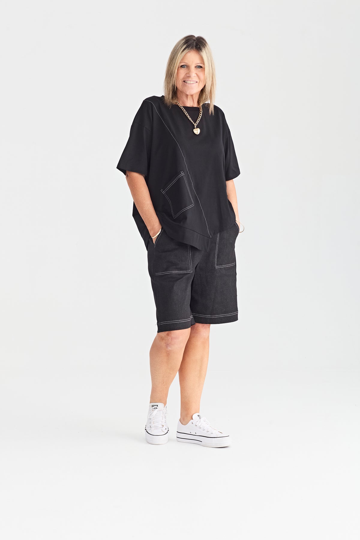 DENIM WEEKENDER SHORT BLACK