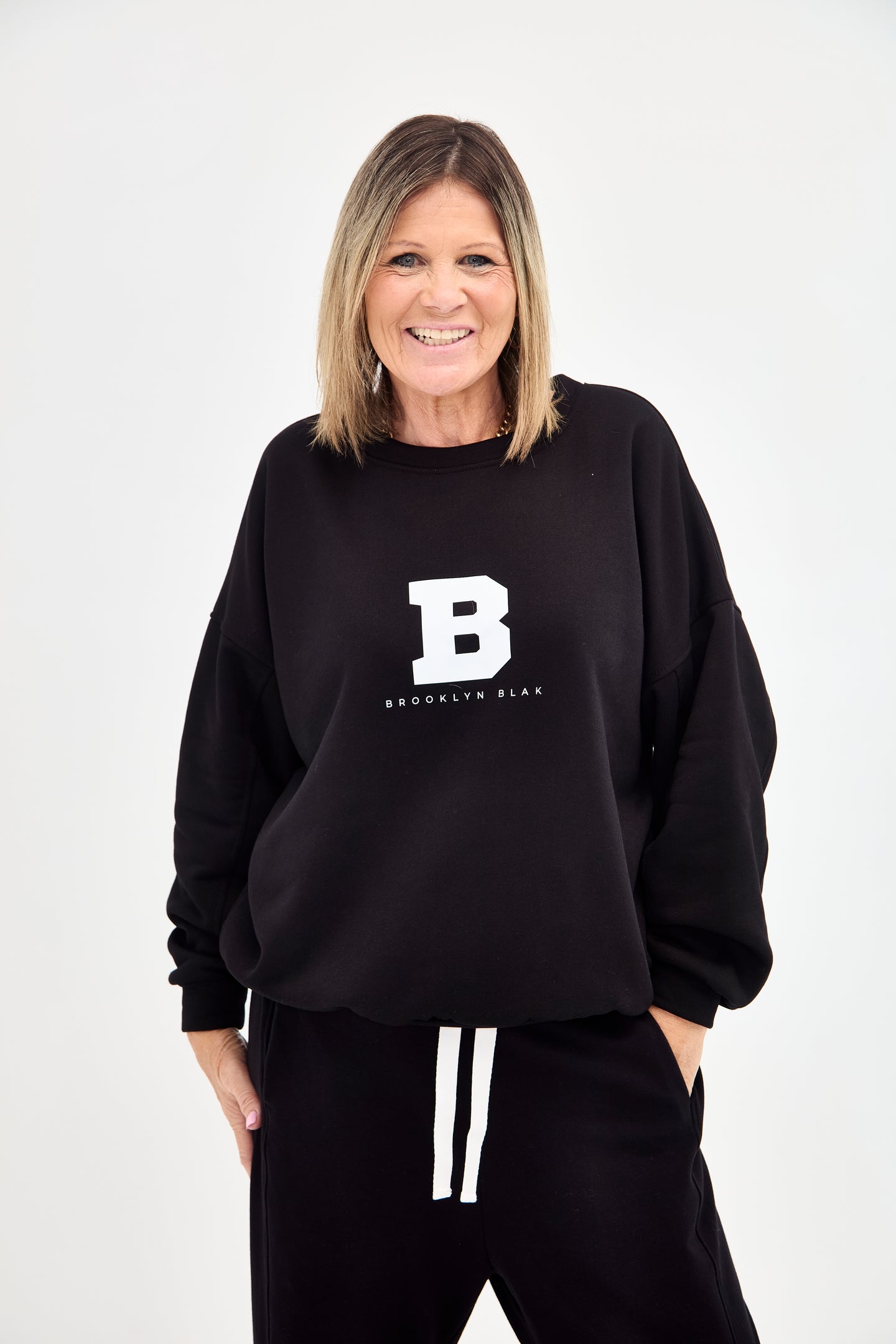 OVERSIZED SWEAT BLACK