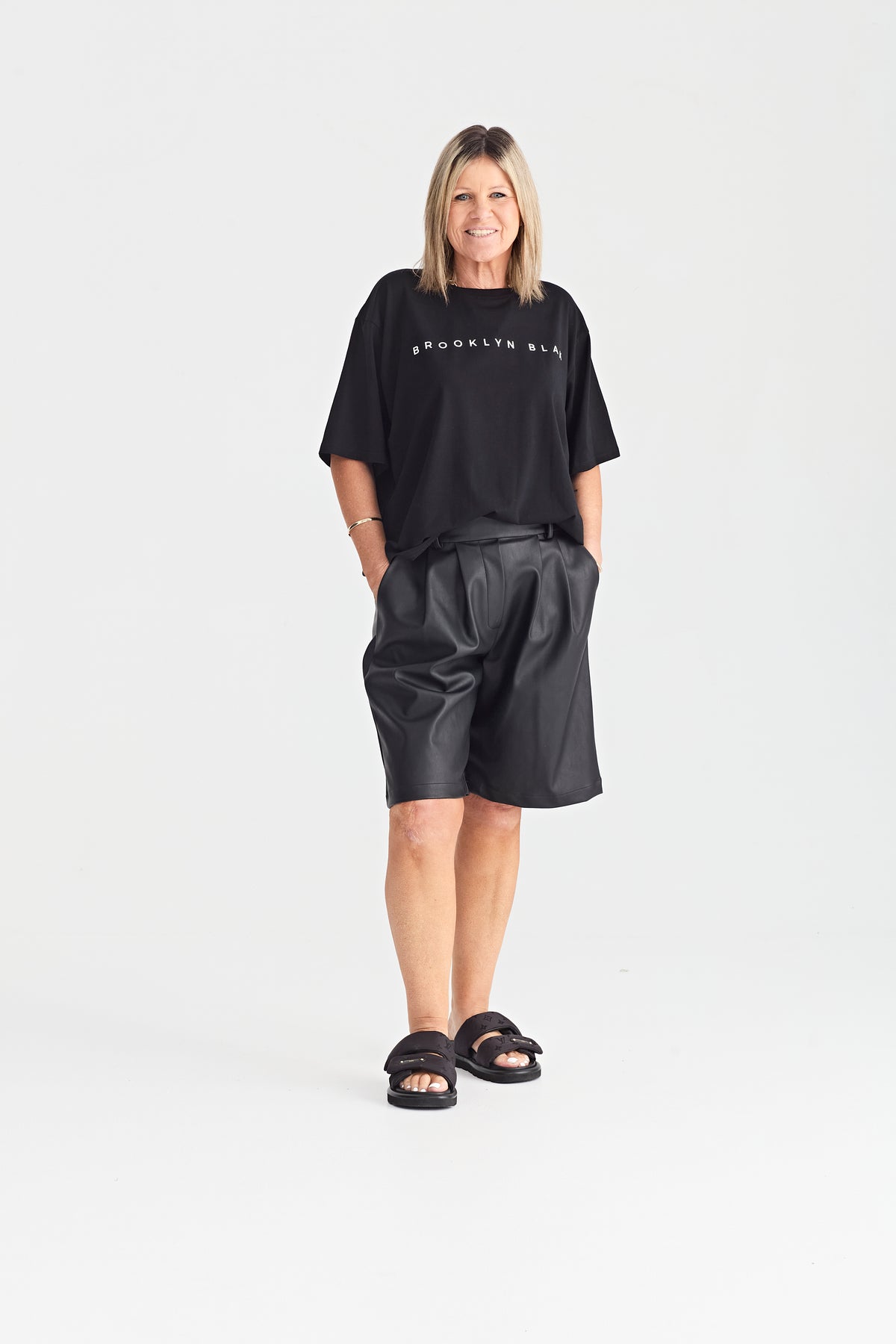REMI LOGO TEE