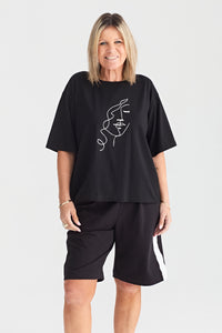 REMI FACE TEE