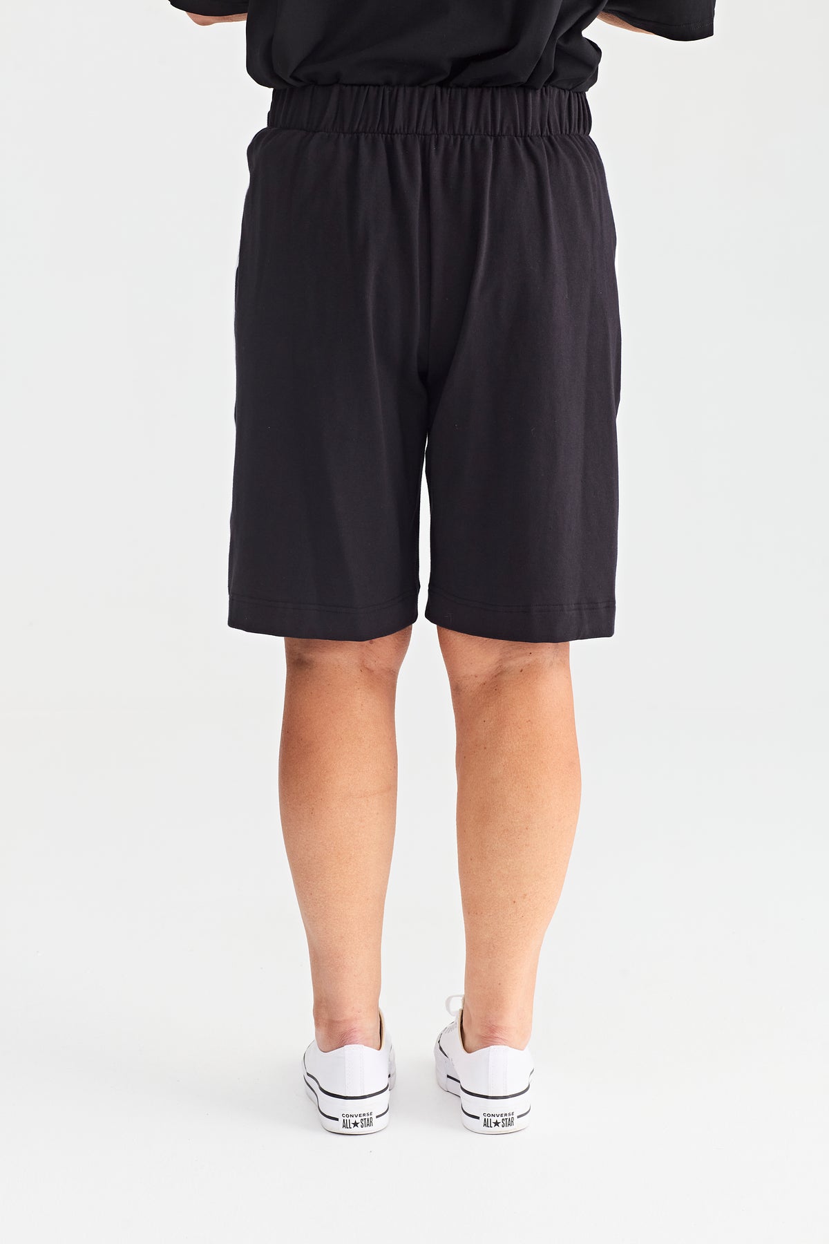 PHOENIX SHORT