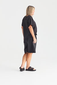 INDY SHORT FAUX LEATHER