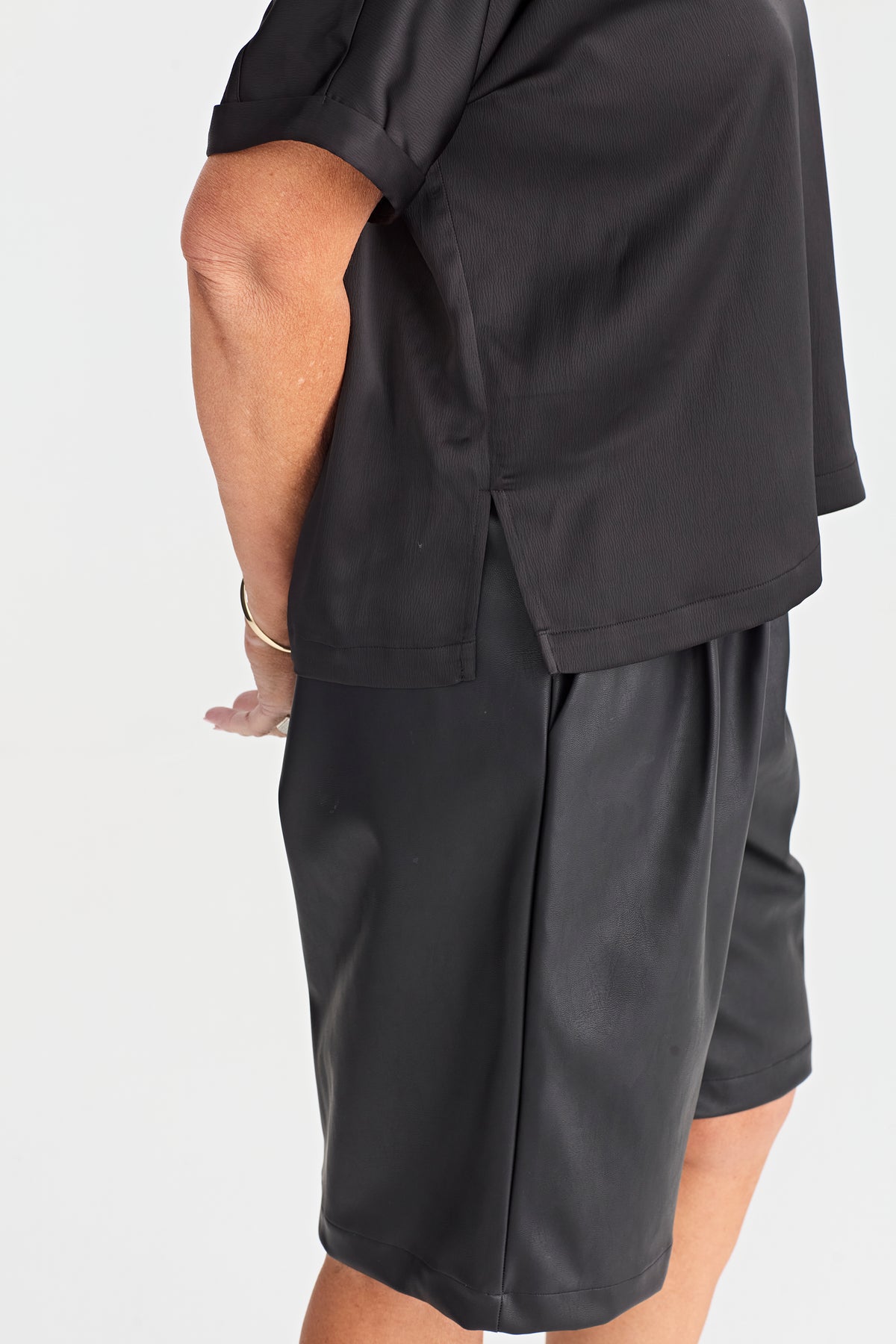 COVE SATIN TOP
