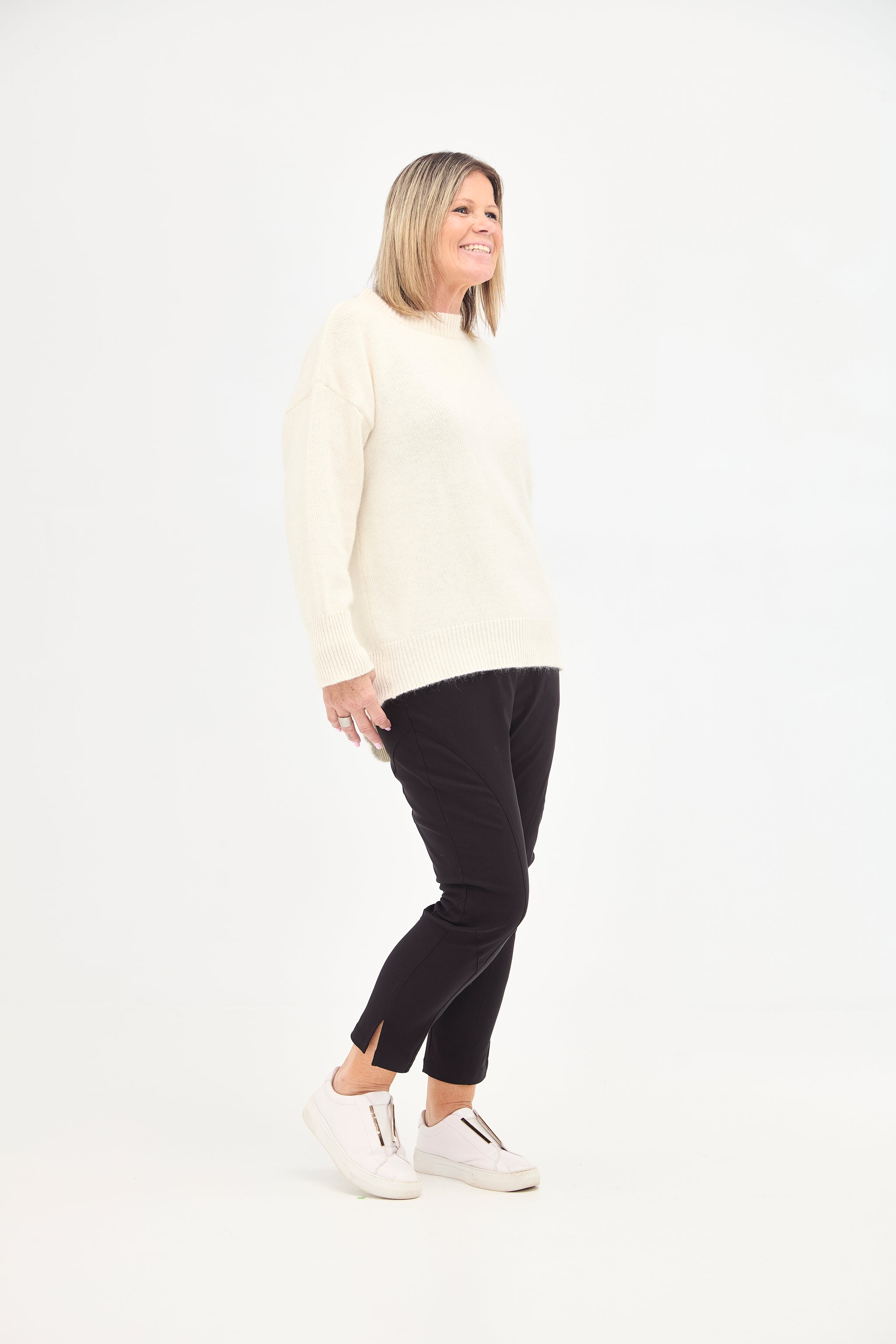 THE SUNDAY KNIT IN CREAM