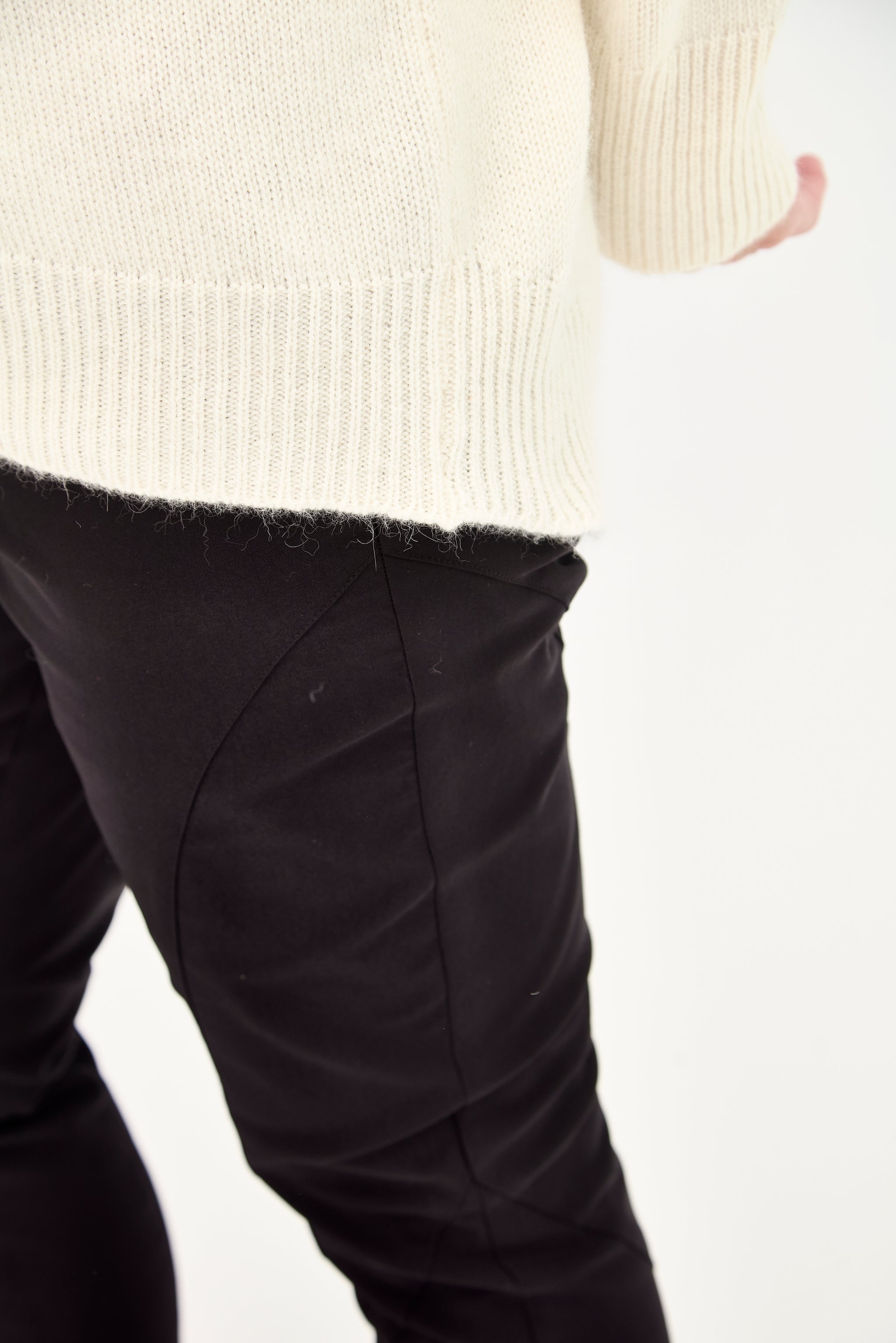 THE SUNDAY KNIT IN CREAM