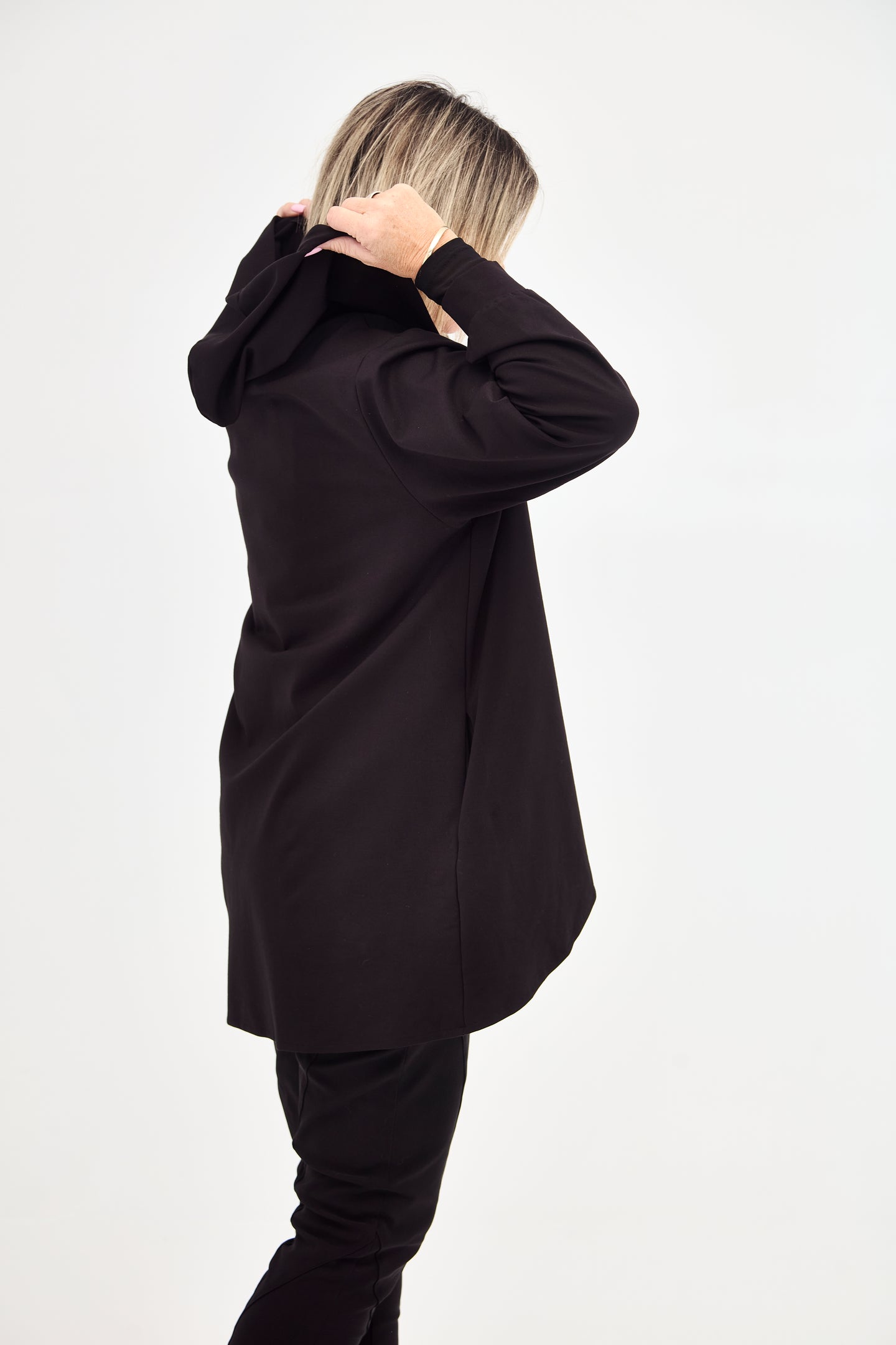 ESSENTIAL DRAPE JACKET