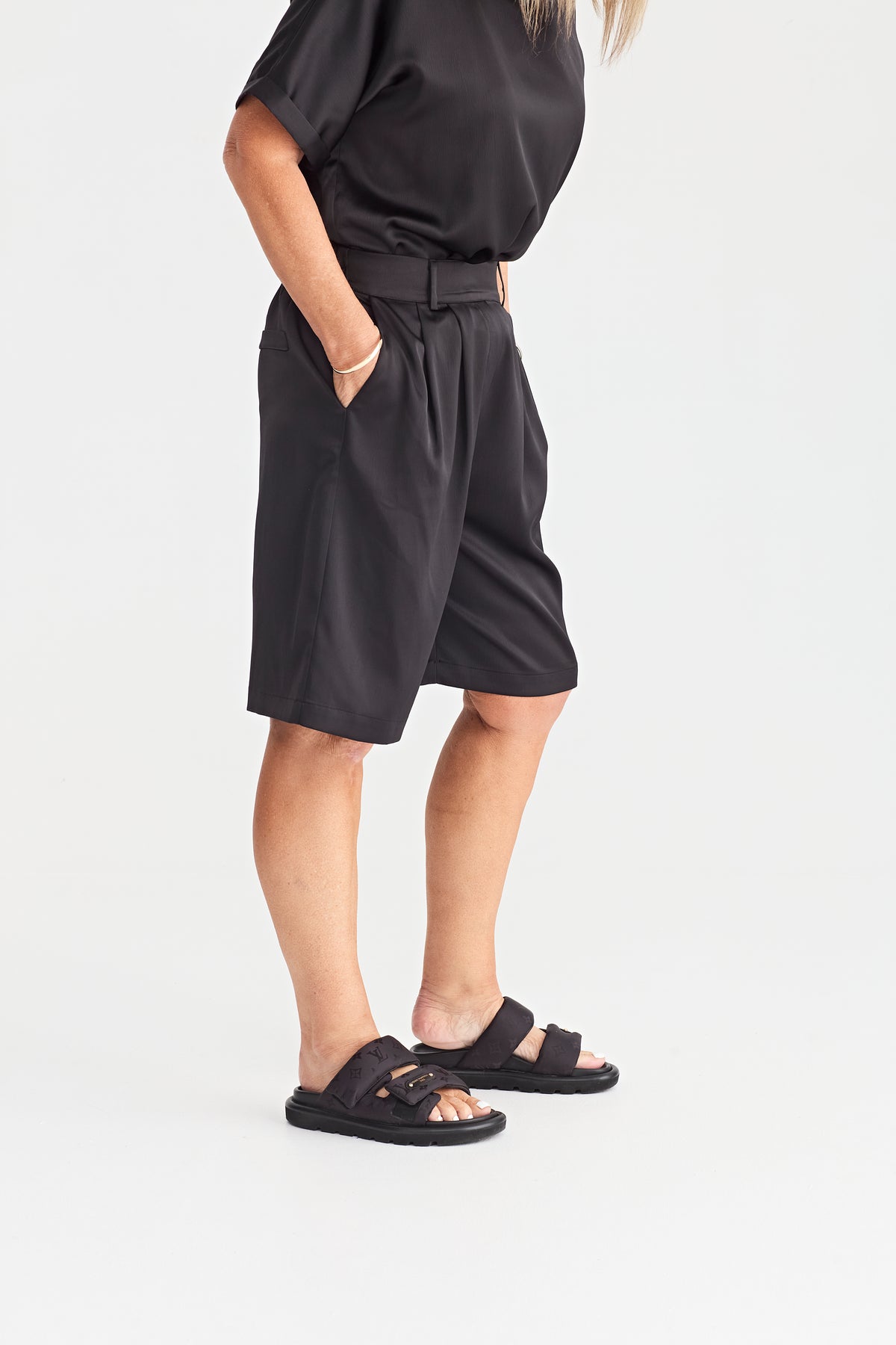 INDY SATIN SHORT