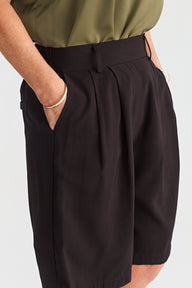 INDY SHORT