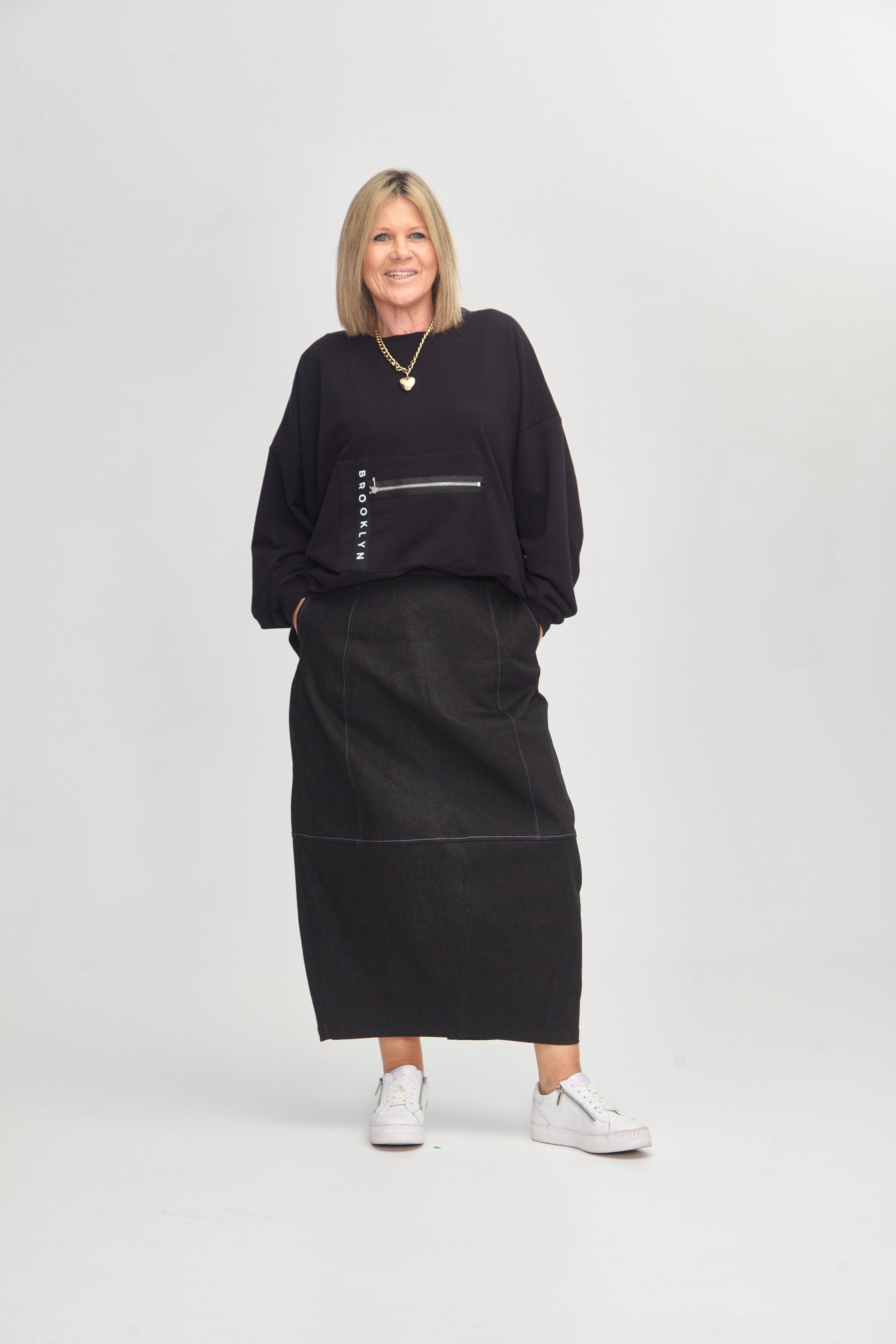 OVERSIZED MACHA ZIP SWEAT – Brooklyn Blak