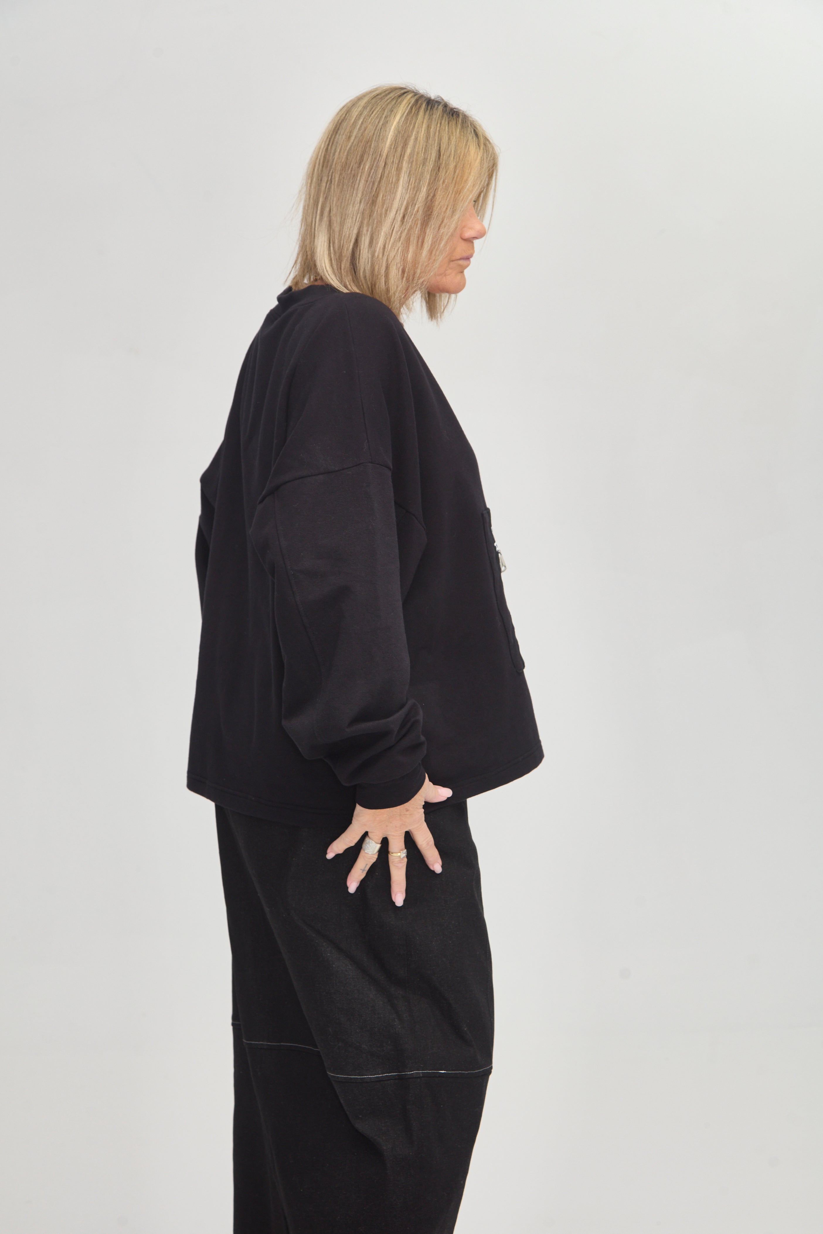 OVERSIZED MACHA ZIP SWEAT – Brooklyn Blak