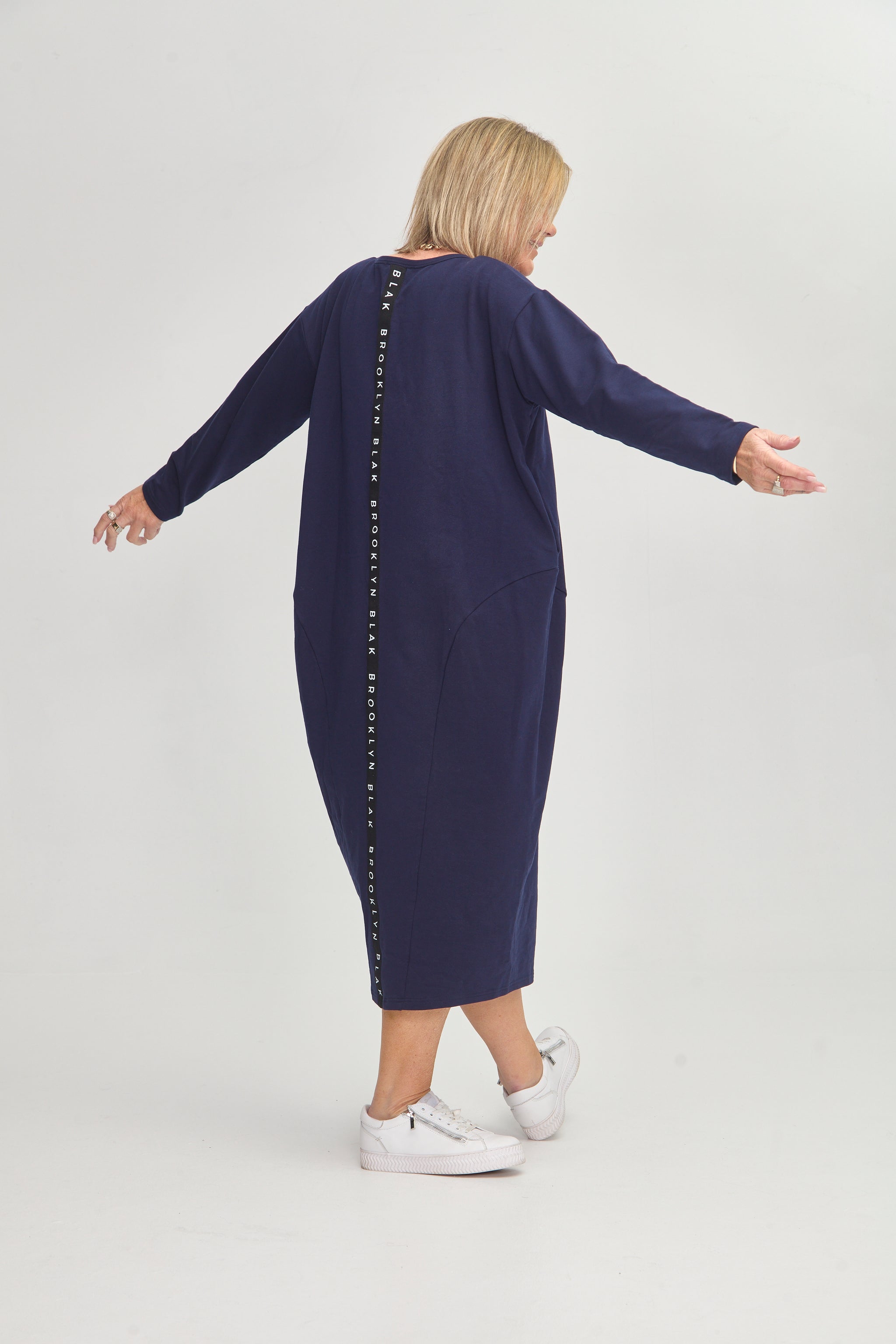 THE ARCH DRESS NAVY