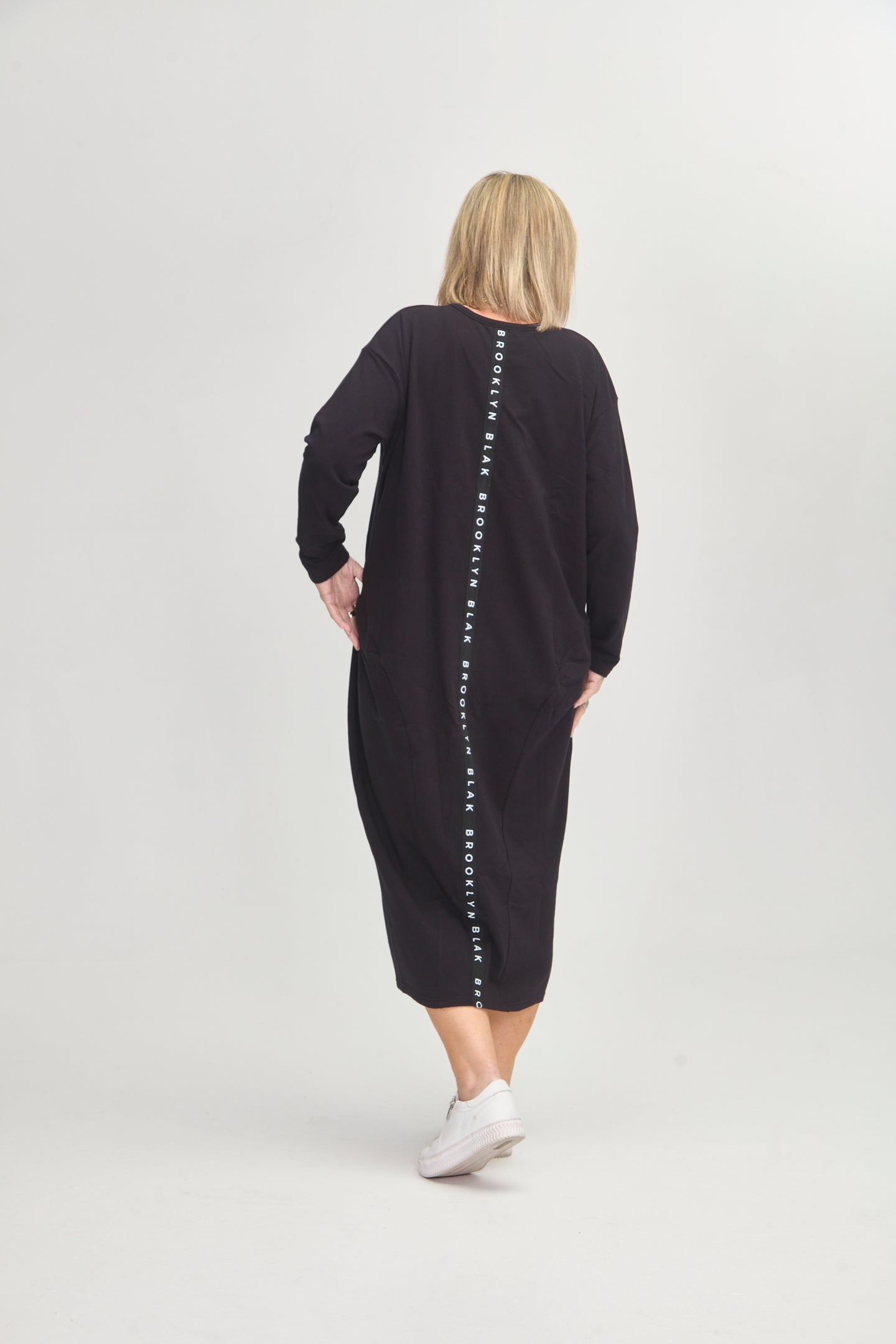THE ARCH DRESS