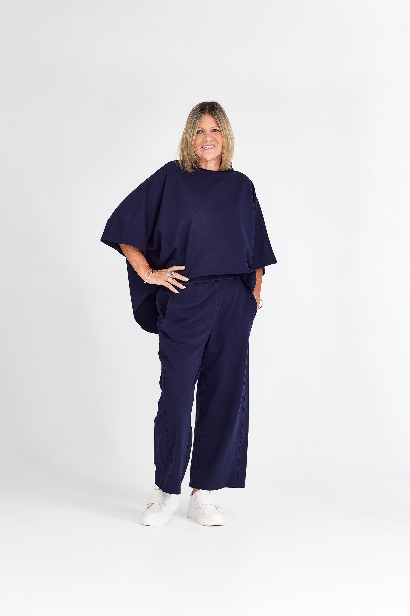 LOUNGE TOP NAVY