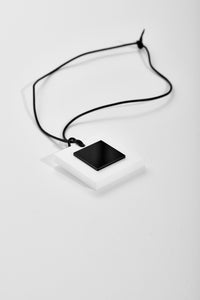 FREE GIFT : THE BB NECKLACE