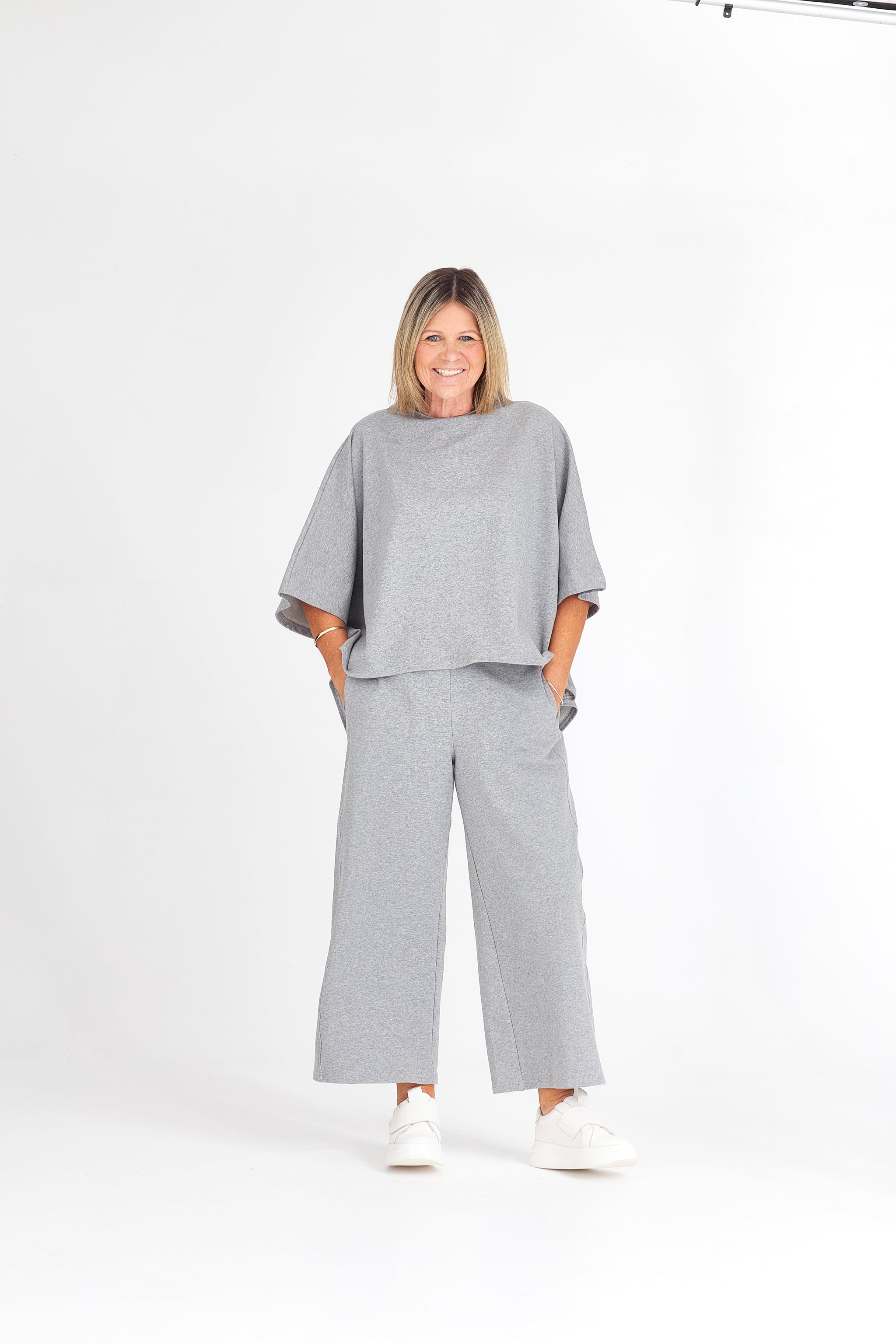 LOUNGE TOP GREY MARLE