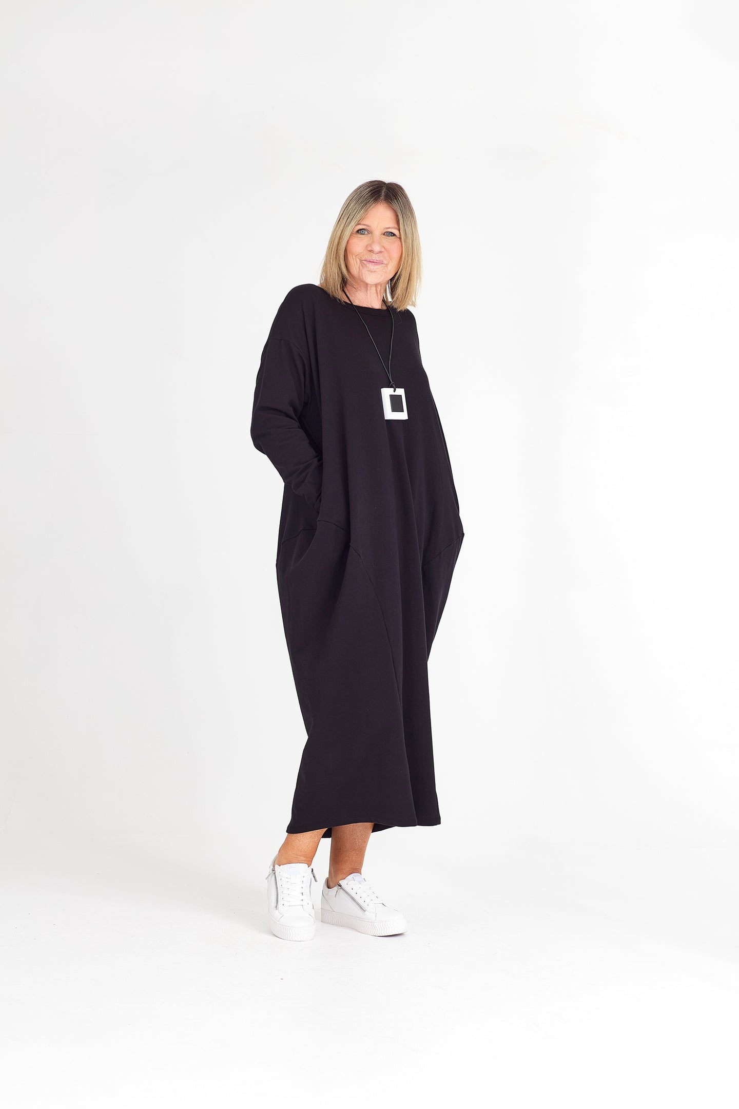 THE ARCH DRESS
