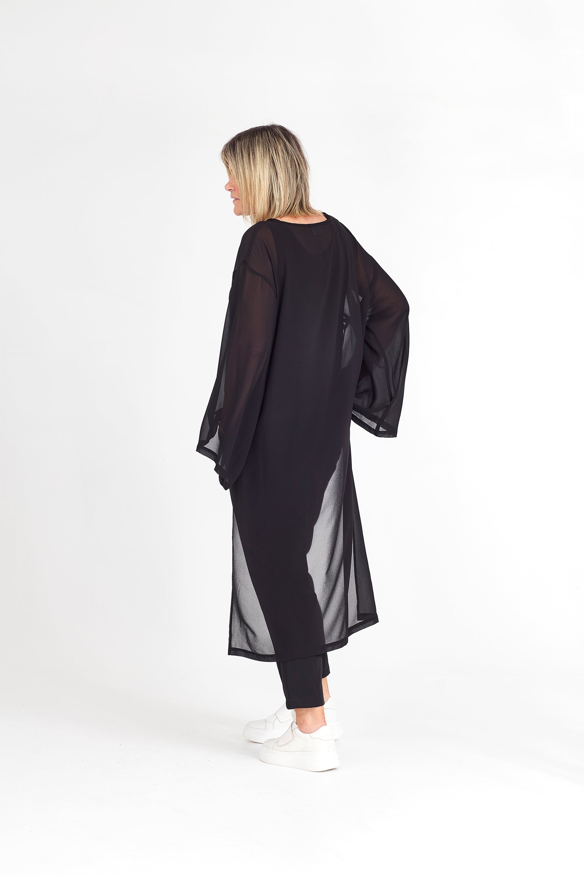 MUSE CHIFFON TOP