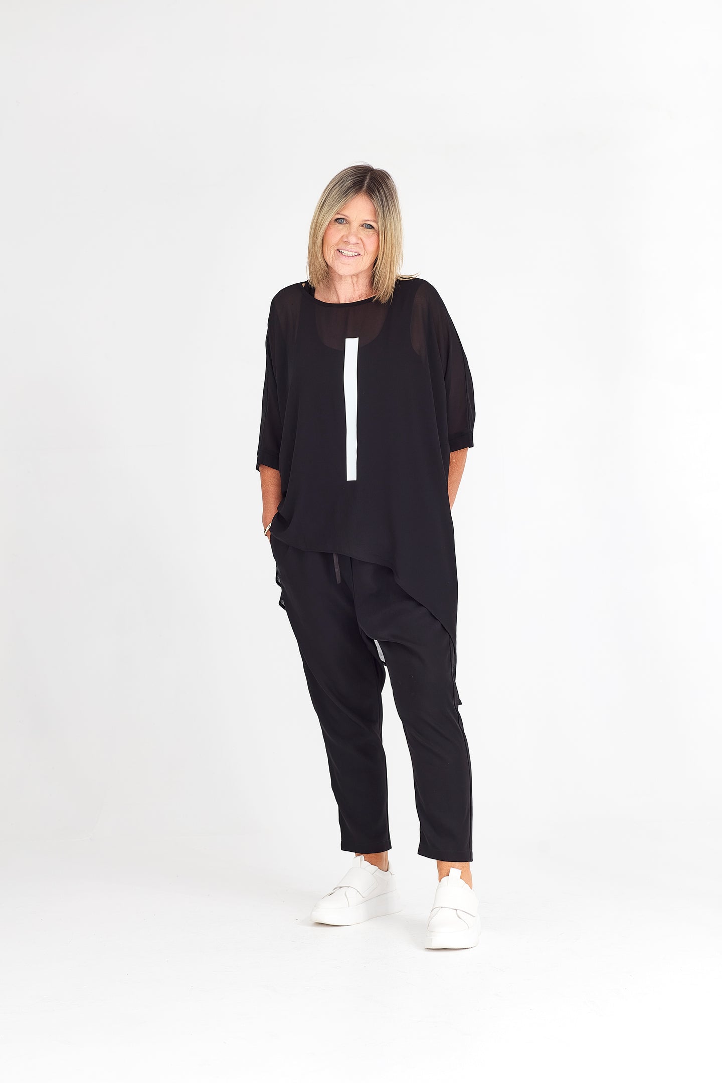 LEAH TOP BLACK