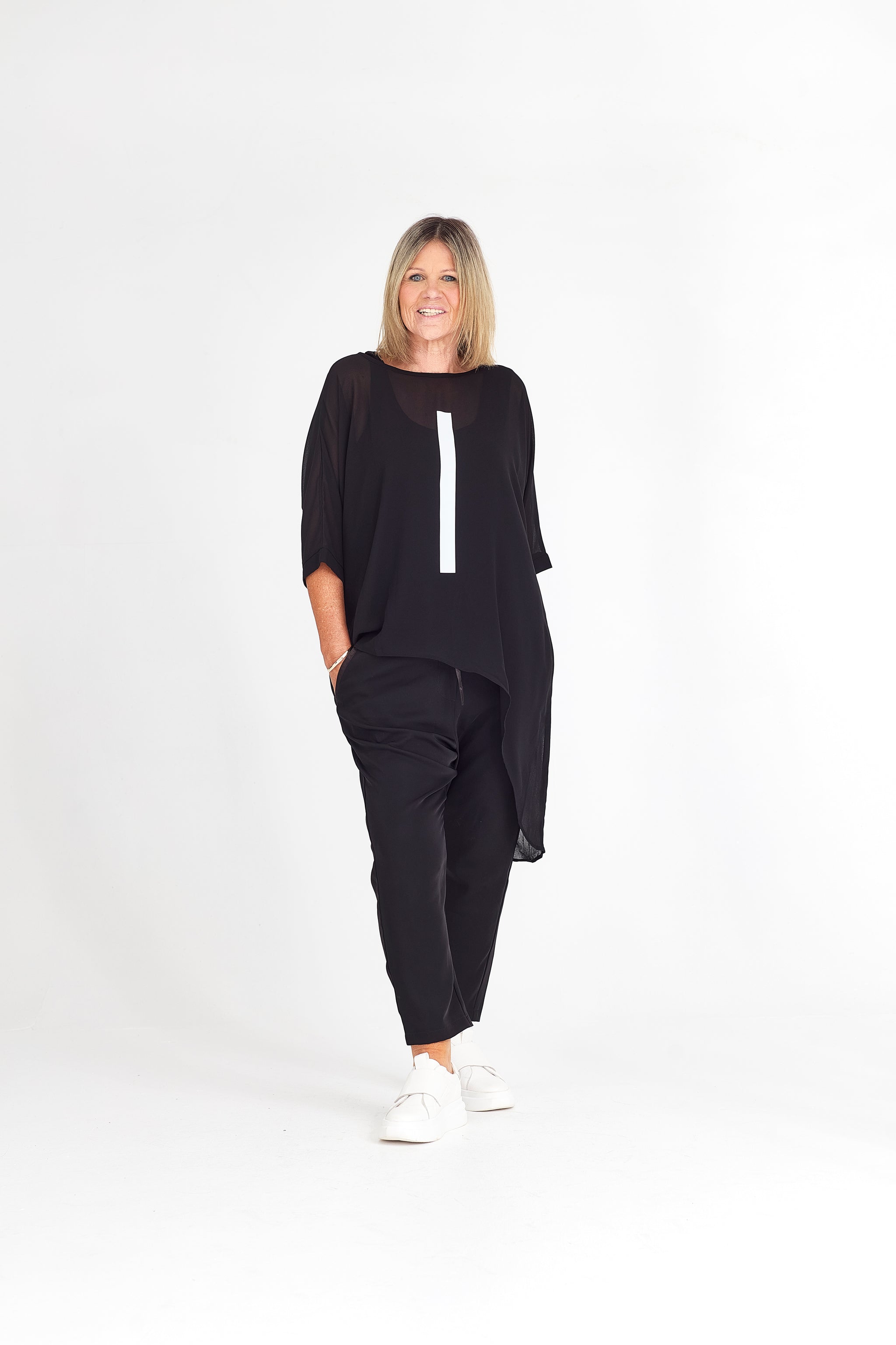 LEAH TOP BLACK