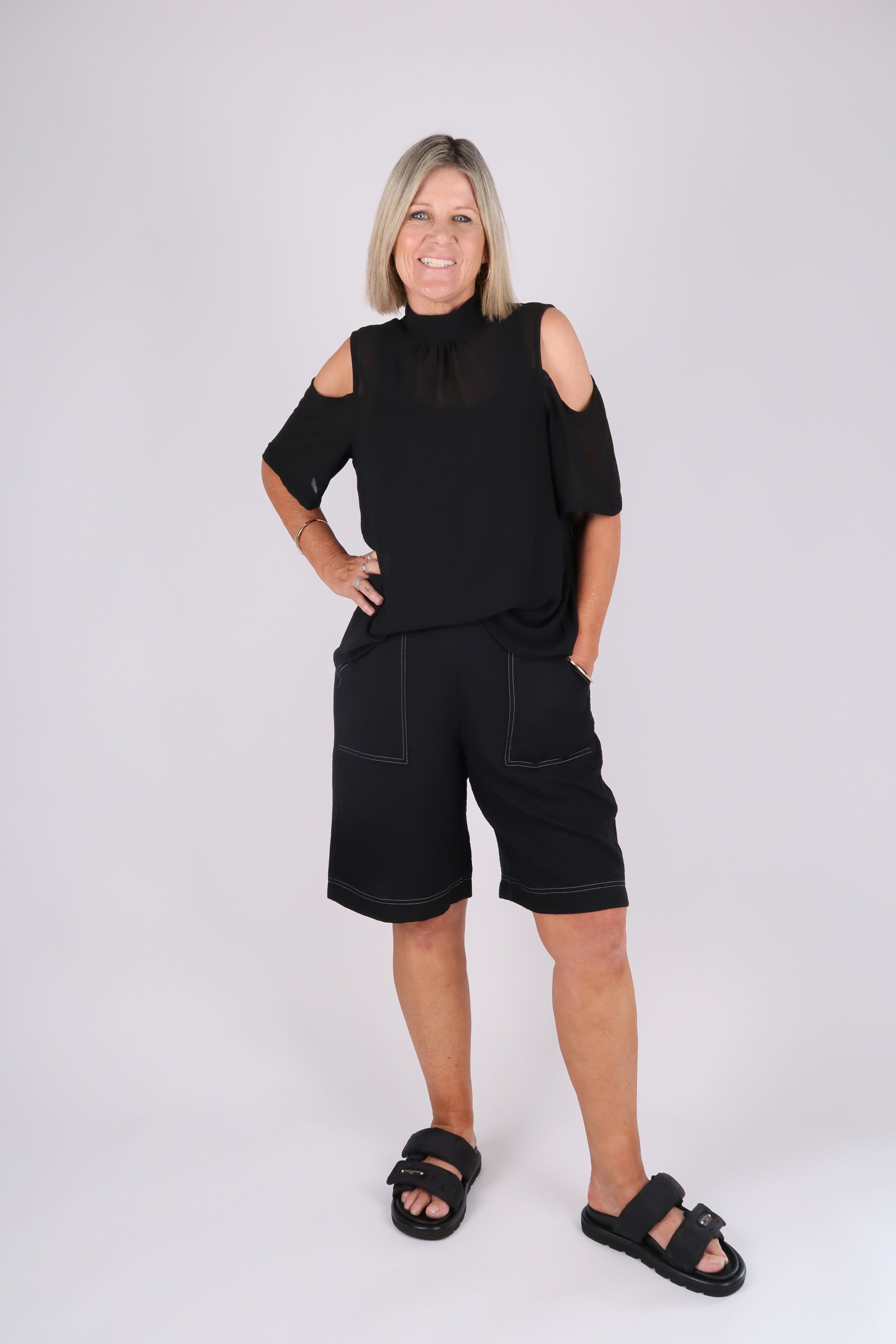 SARA CHIFFON TOP BLACK