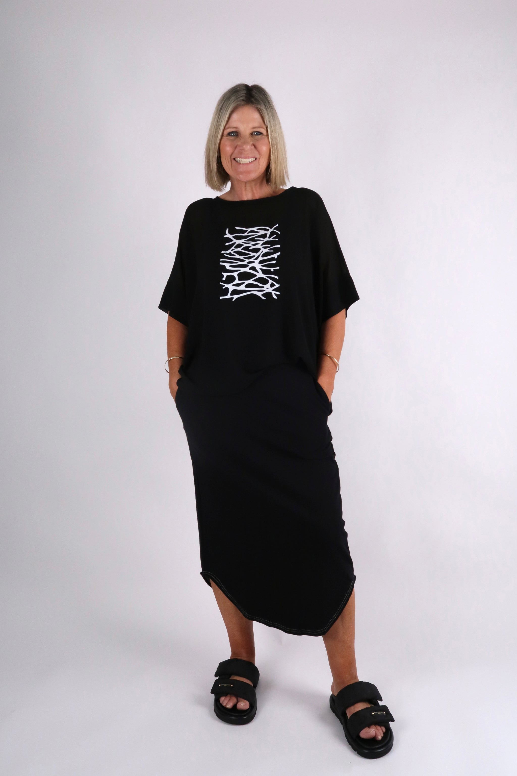 CHICAGO TOP BLACK BARBWIRE