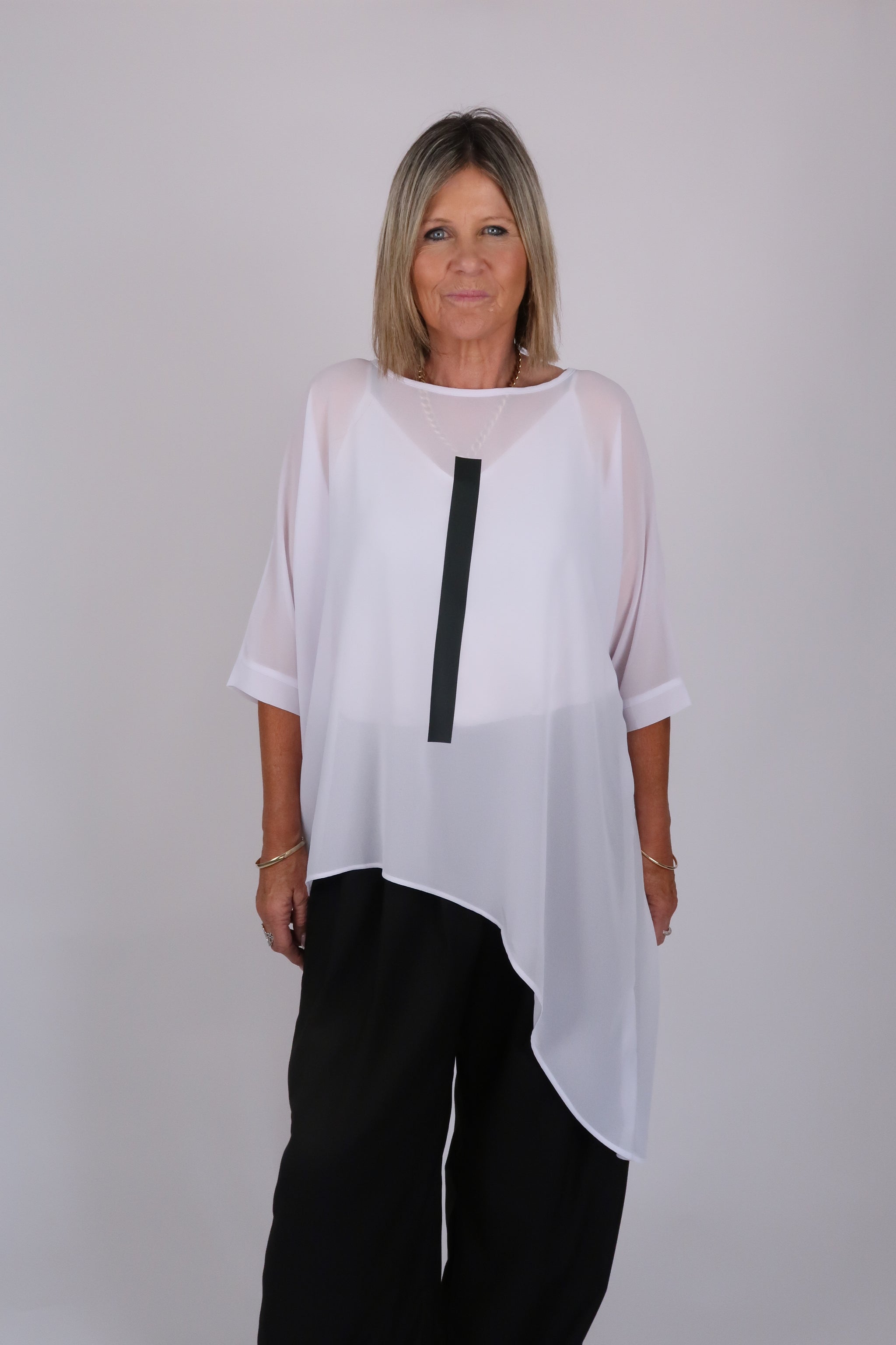 LEAH TOP WHITE