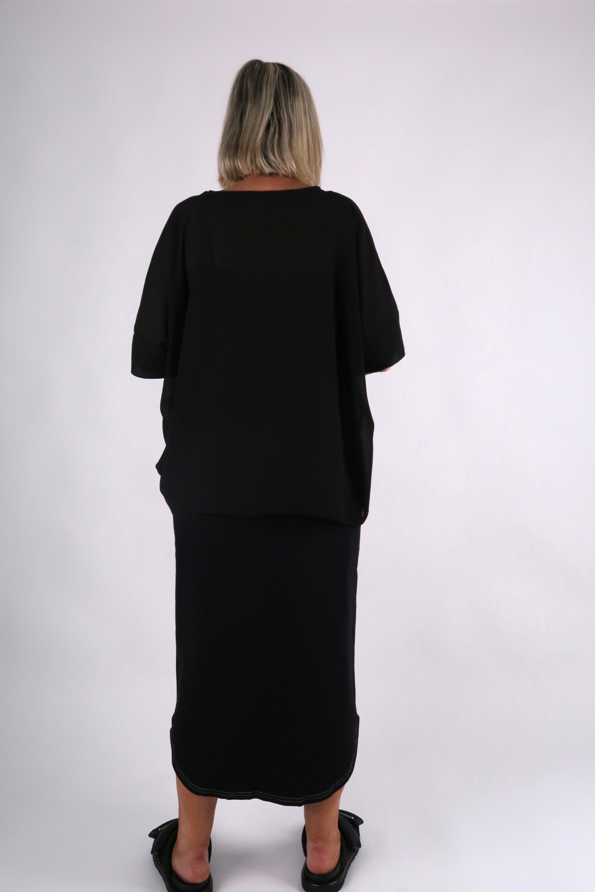 CHICAGO TOP BLACK BARBWIRE