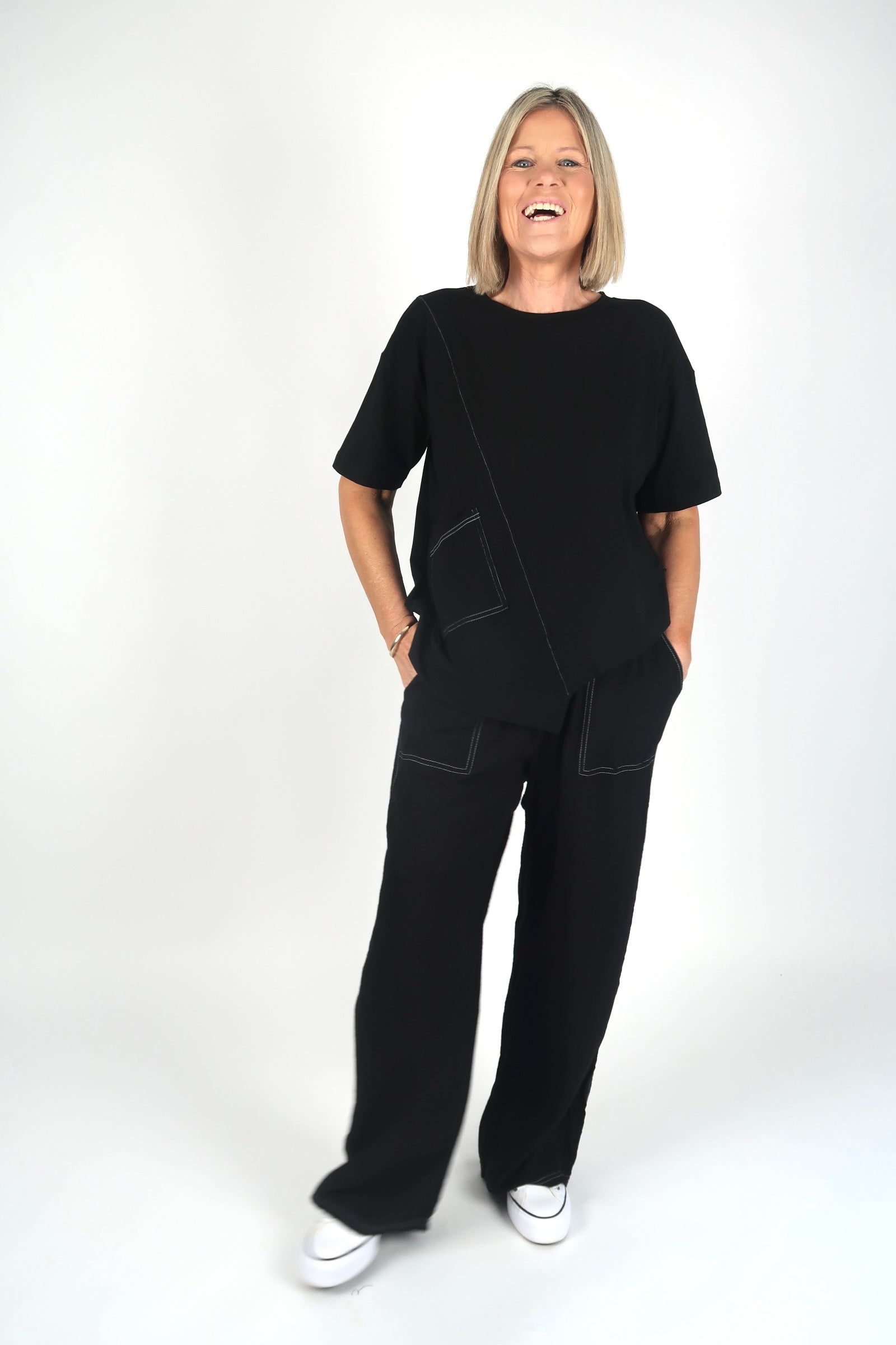 WYOMING TEE BLACK