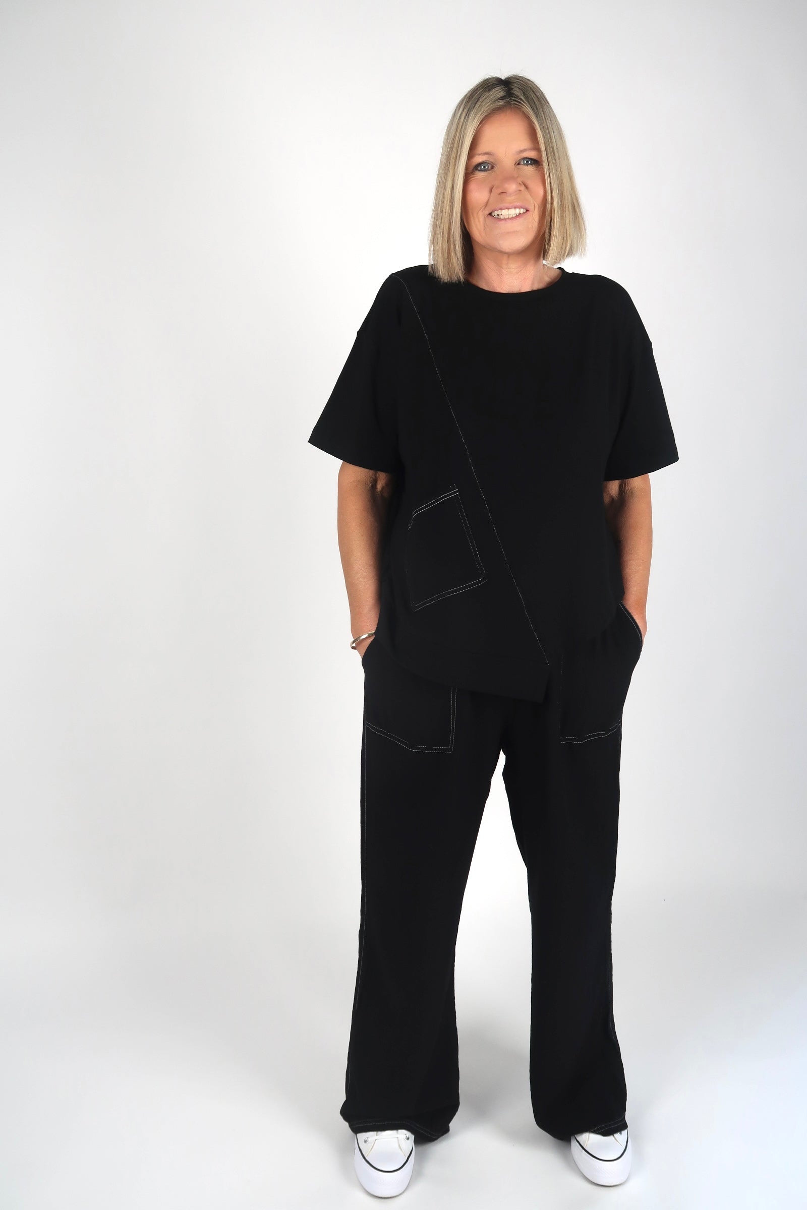WYOMING TEE BLACK