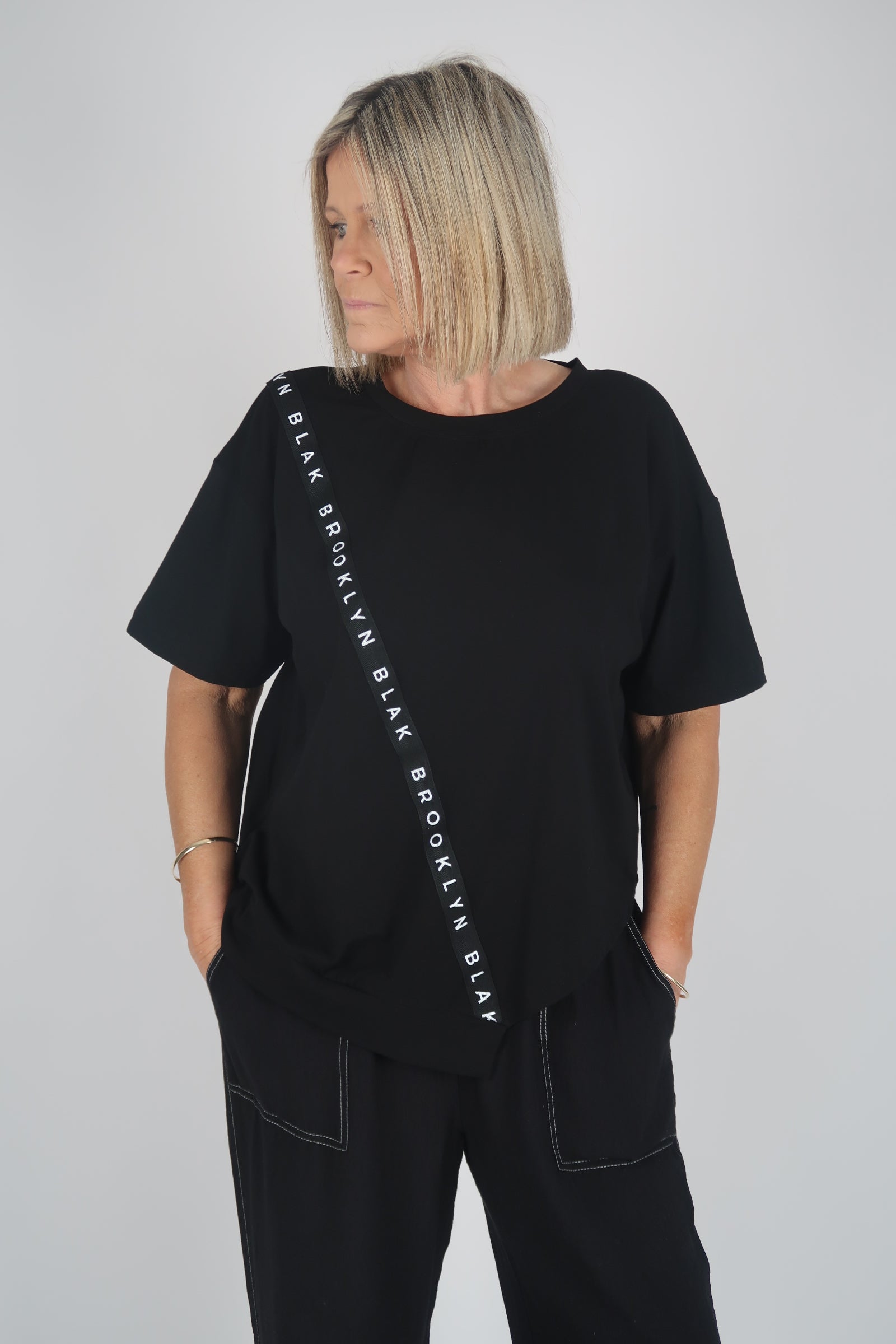 BRANDED WYOMING TEE BLACK