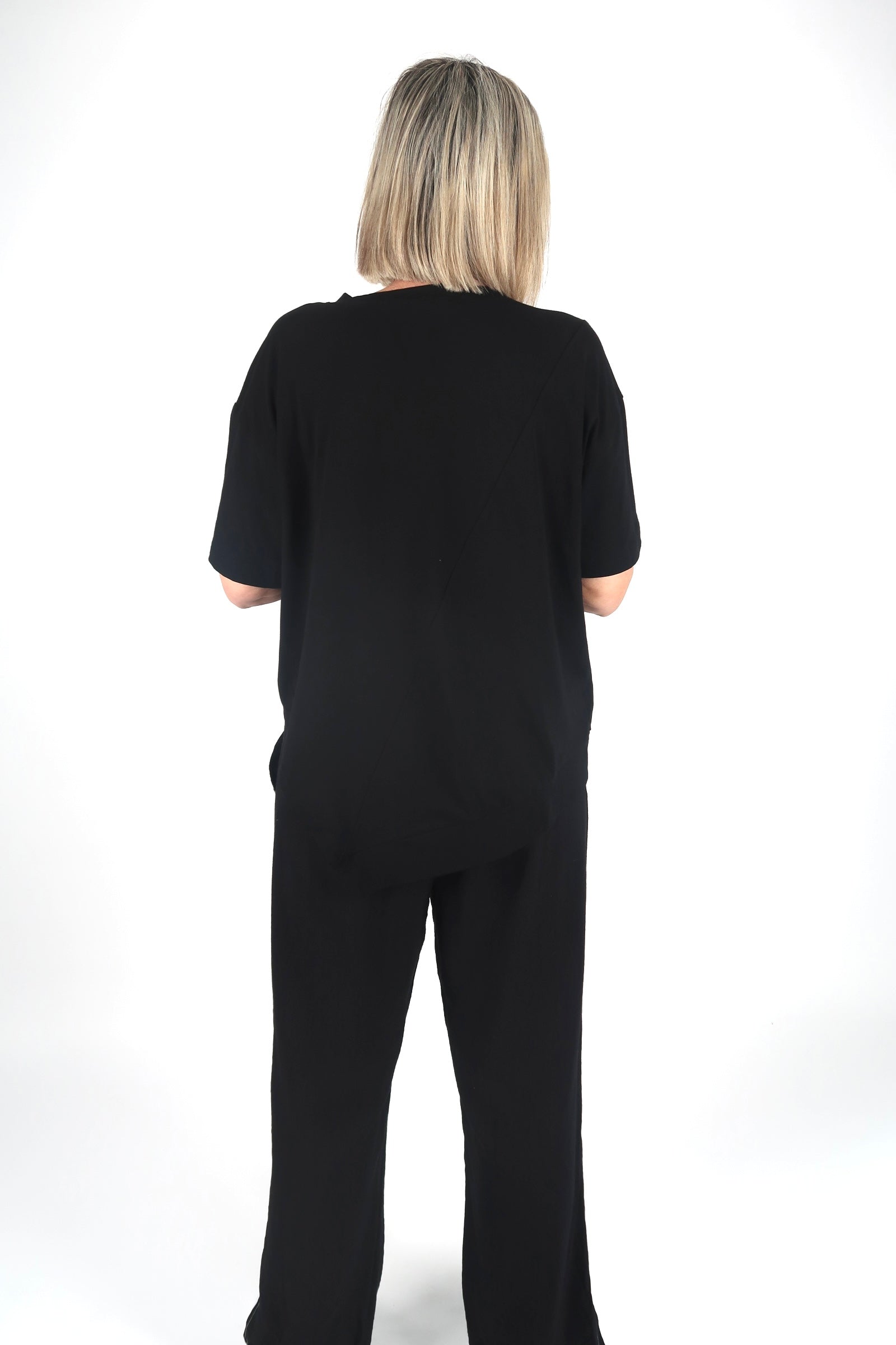 BRANDED WYOMING TEE BLACK