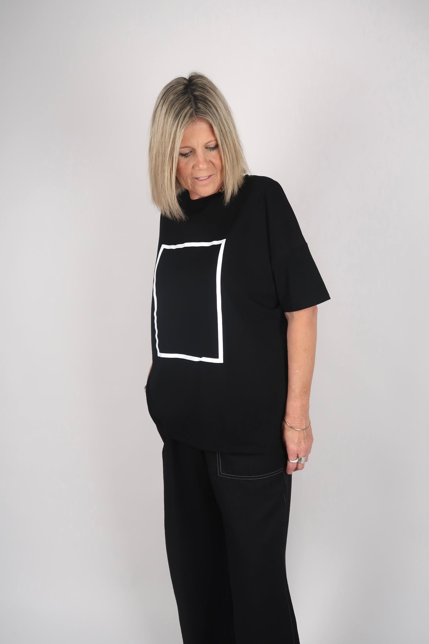 OVERSIZED TEE BLACK