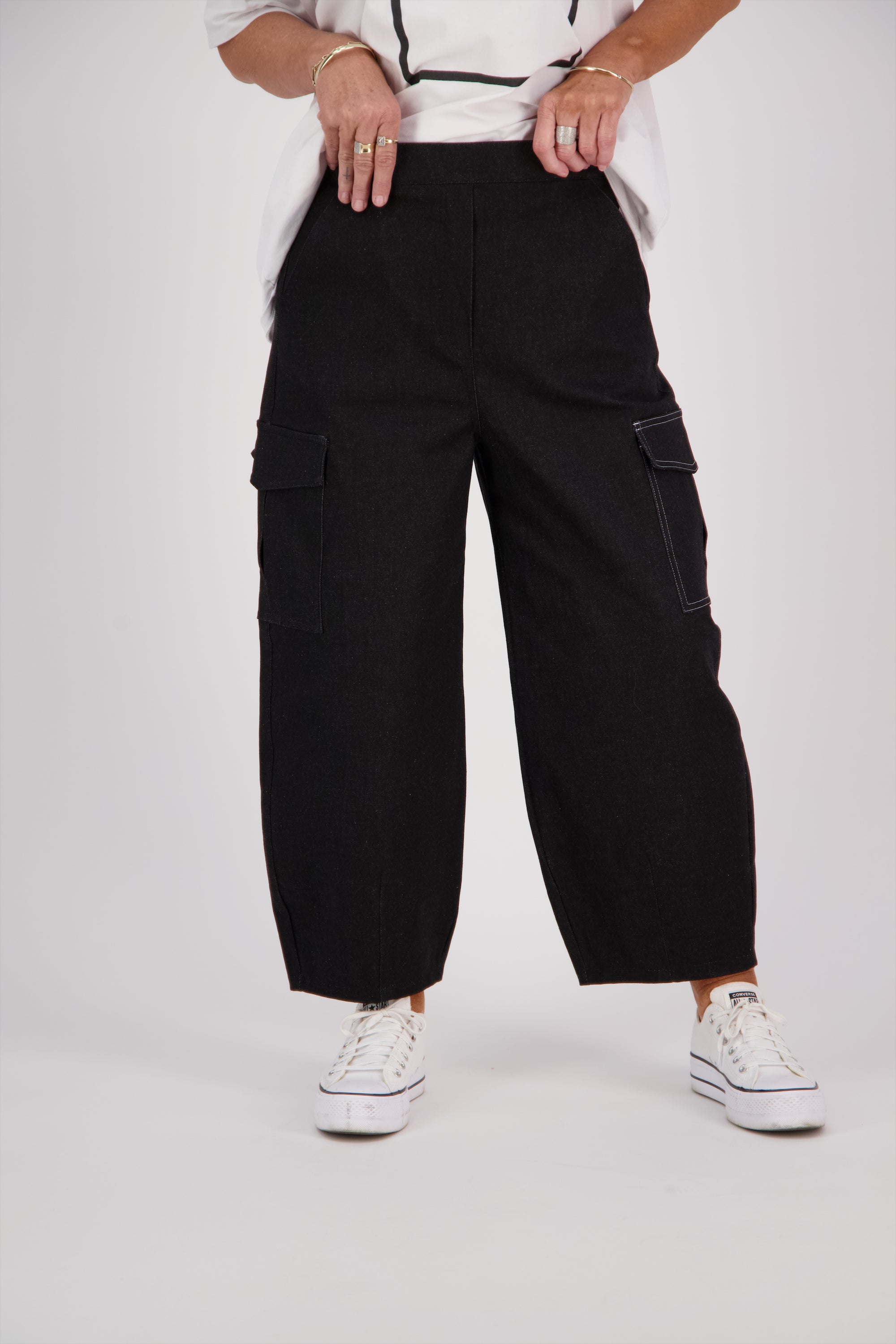 【seooocookie】BROOKLYN BLACK PANTS Pants – Brooklyn Blak