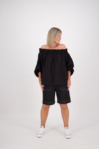 WEEKENDER SHORT
